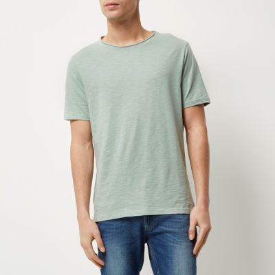 Light green short sleeve t-shirt